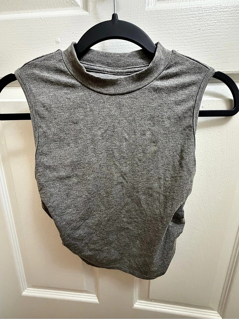 Cider Muscle Tee in Gray Size Medium Like New